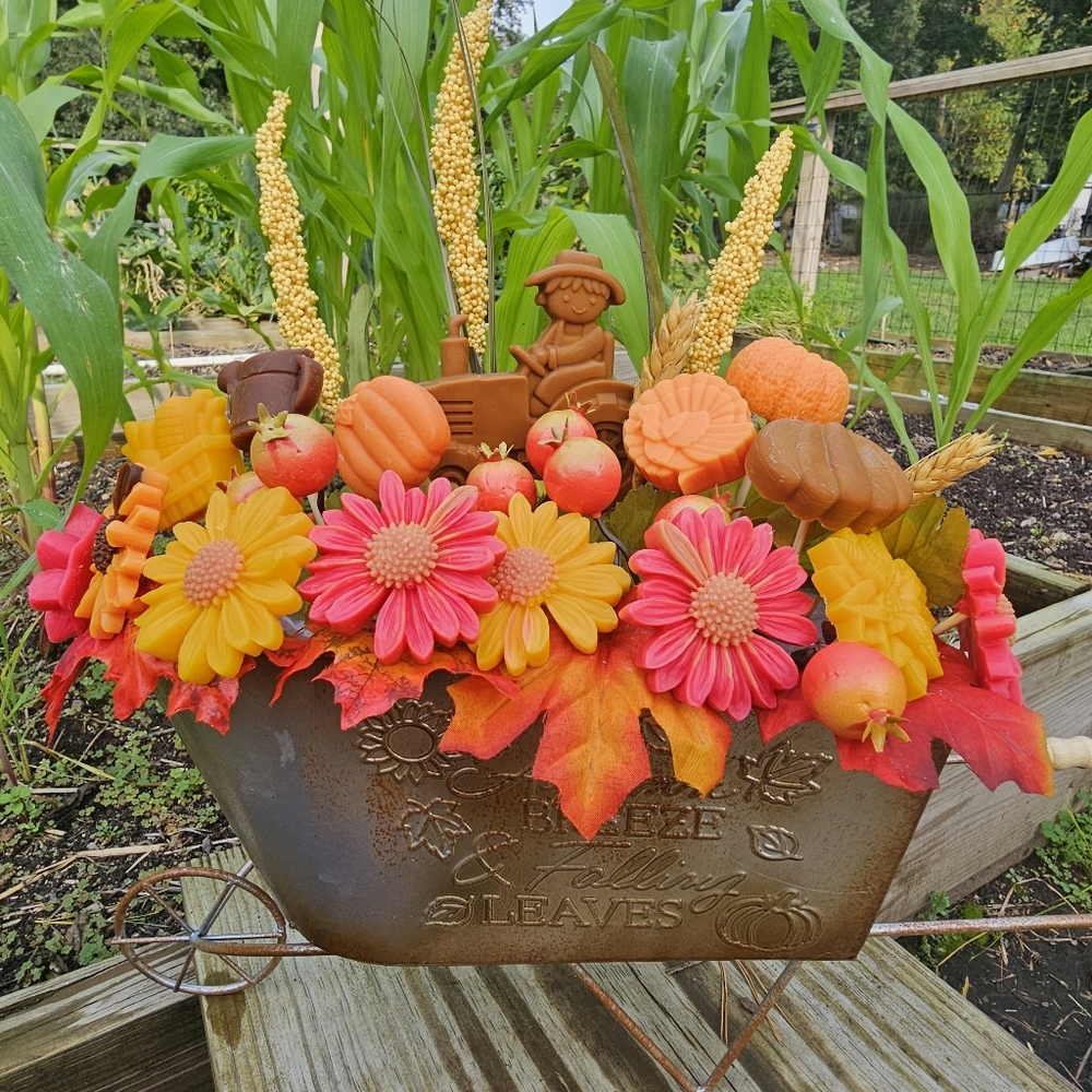 Autumn Harvest Wheelba Decor